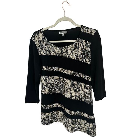 JM Collection Petite Black/Silver Splice Embellished Asymmetrical Top Small - Picture 1 of 10